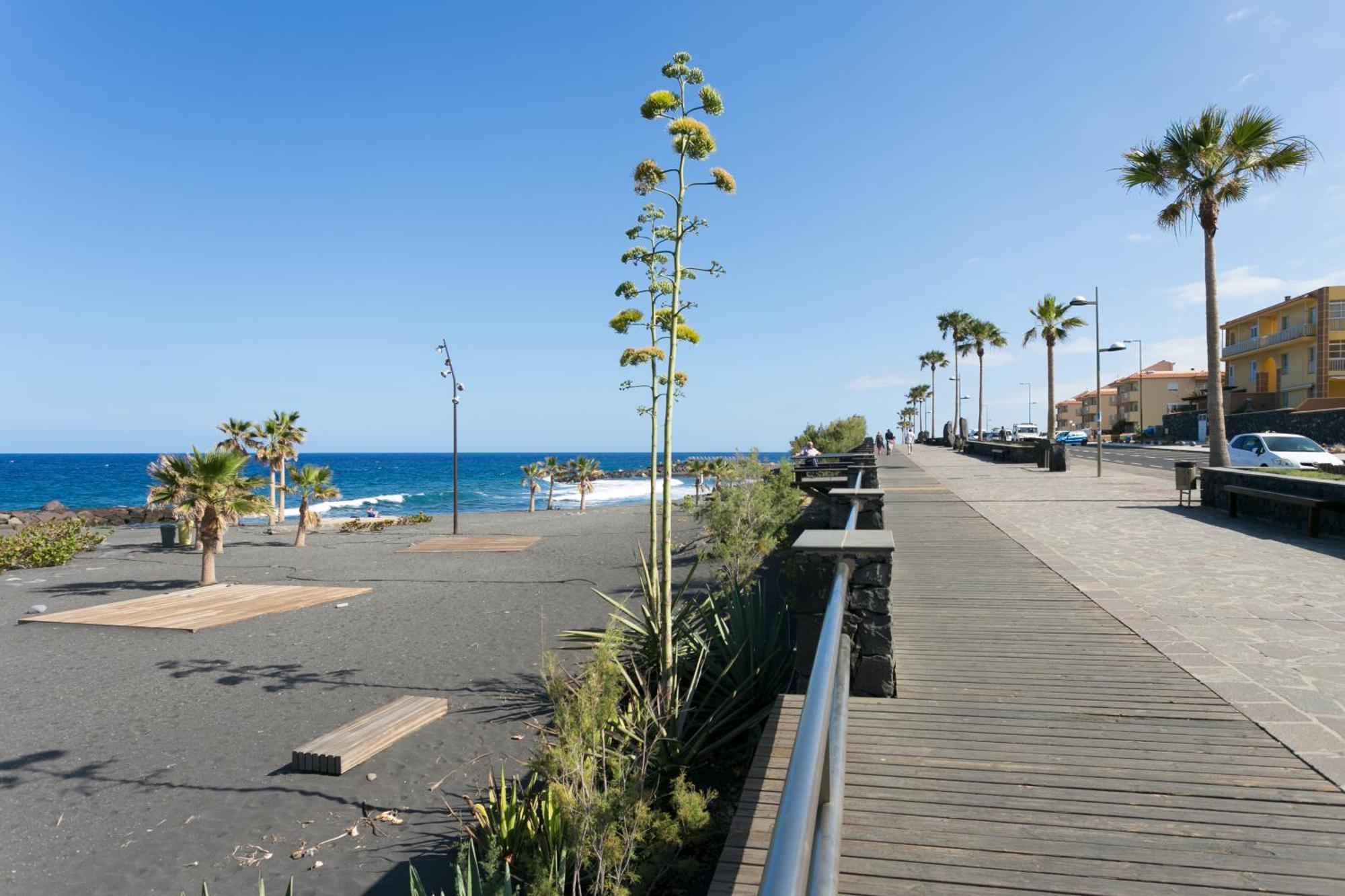 Home2Book Stunning Sea Front Caletillas, Pool 칸델라리아 외부 사진