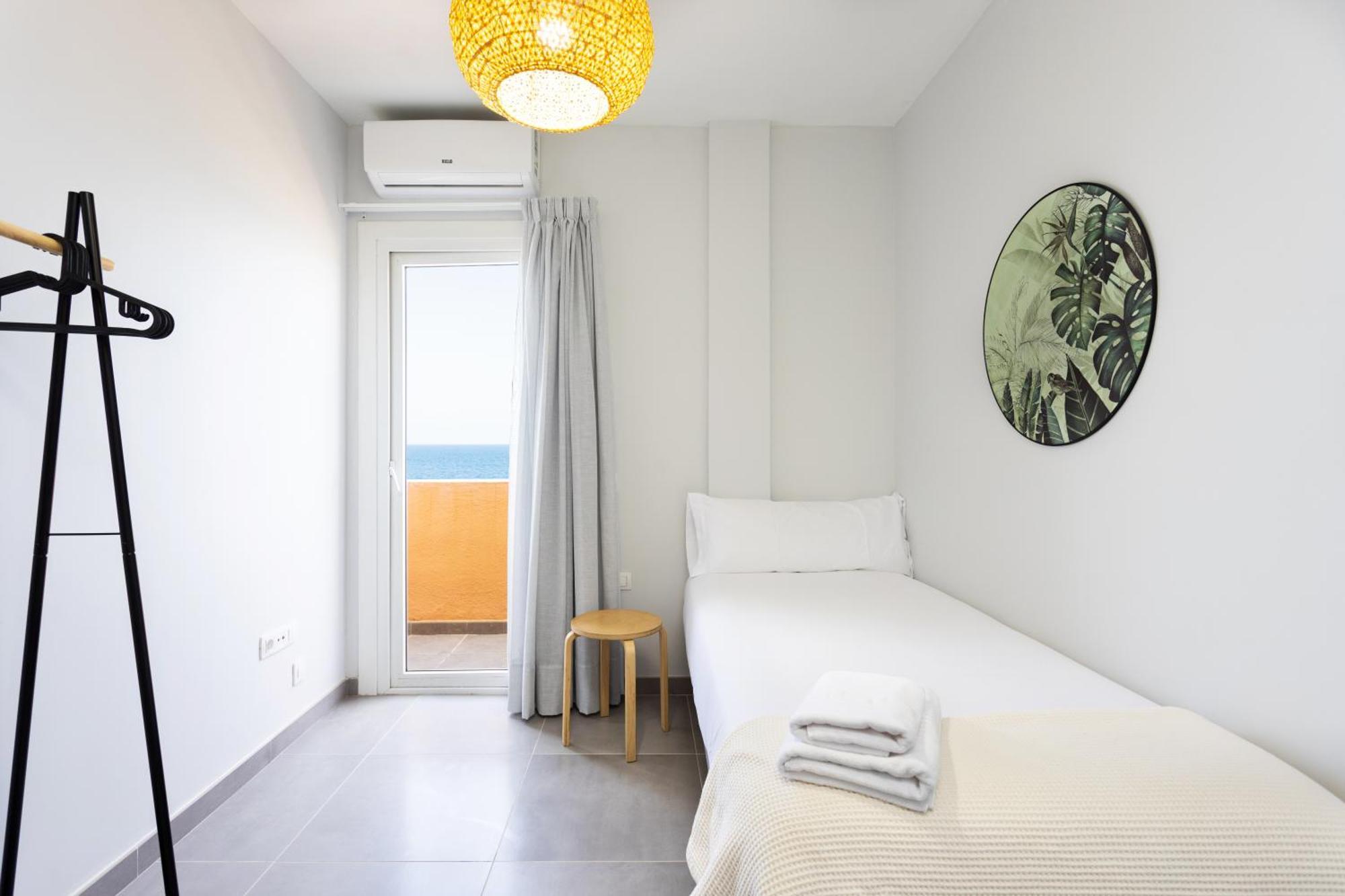 Home2Book Stunning Sea Front Caletillas, Pool 칸델라리아 외부 사진