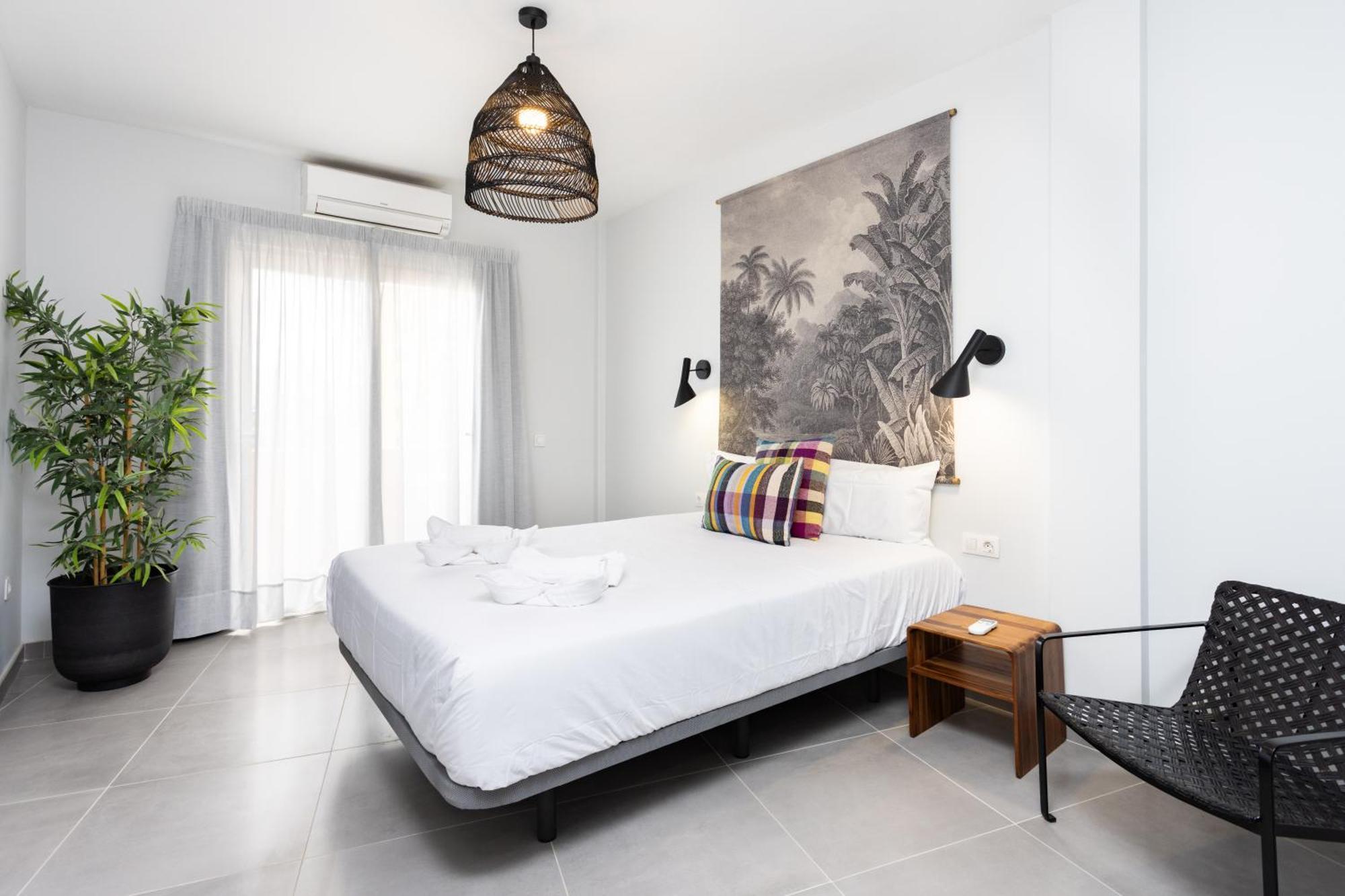 Home2Book Stunning Sea Front Caletillas, Pool 칸델라리아 외부 사진