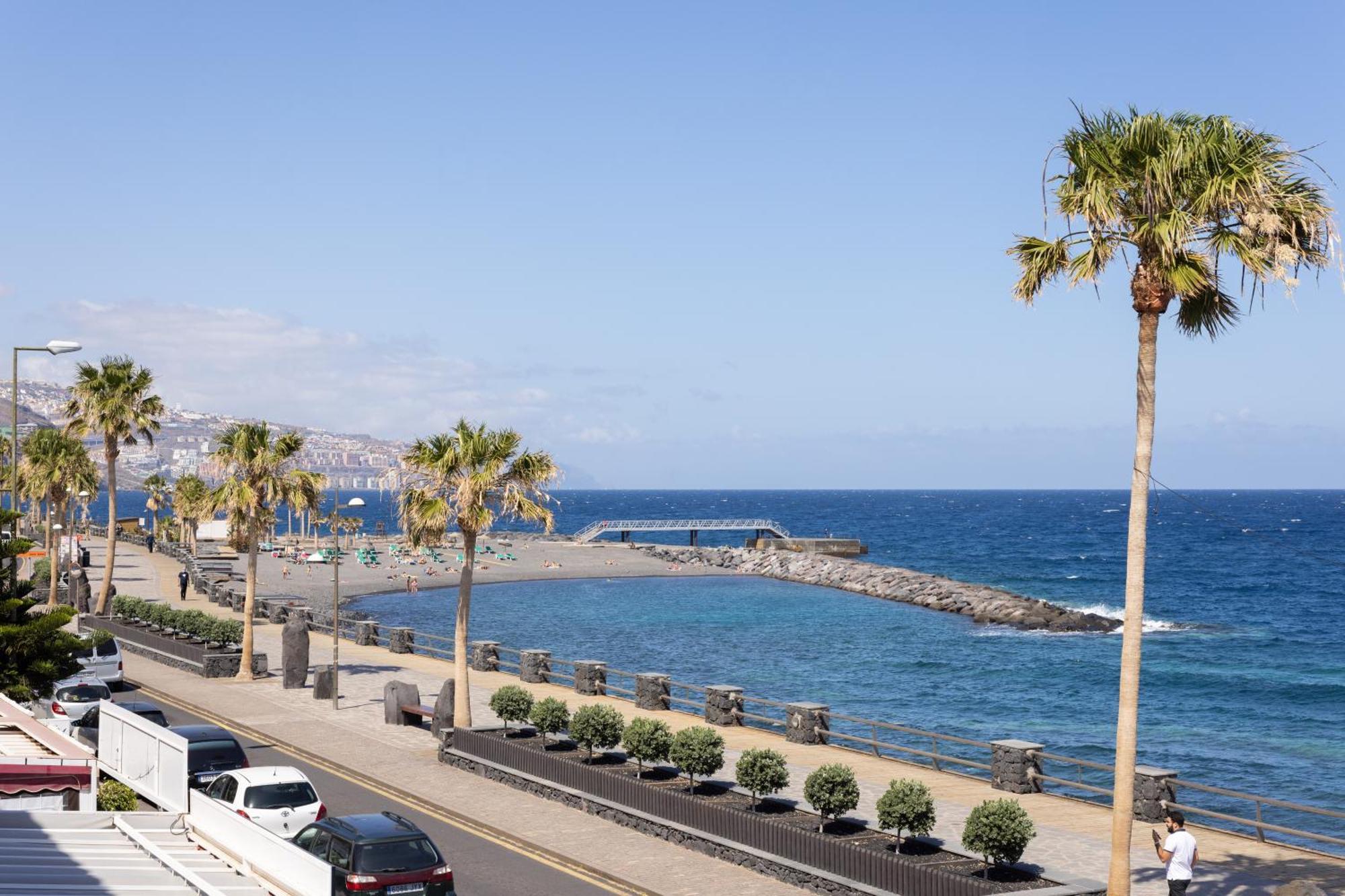 Home2Book Stunning Sea Front Caletillas, Pool 칸델라리아 외부 사진